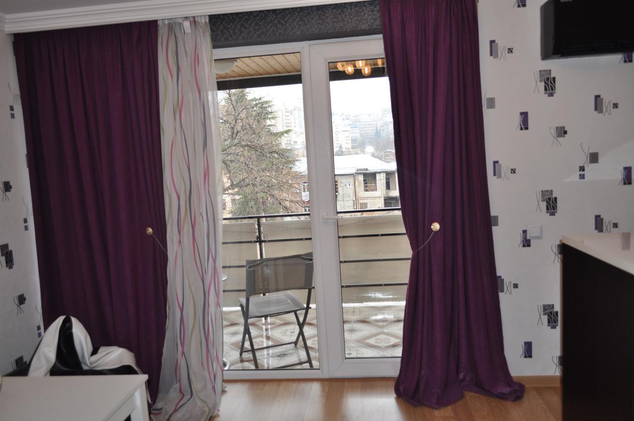 Hotel Your Comfort Tbilisi Exteriör bild