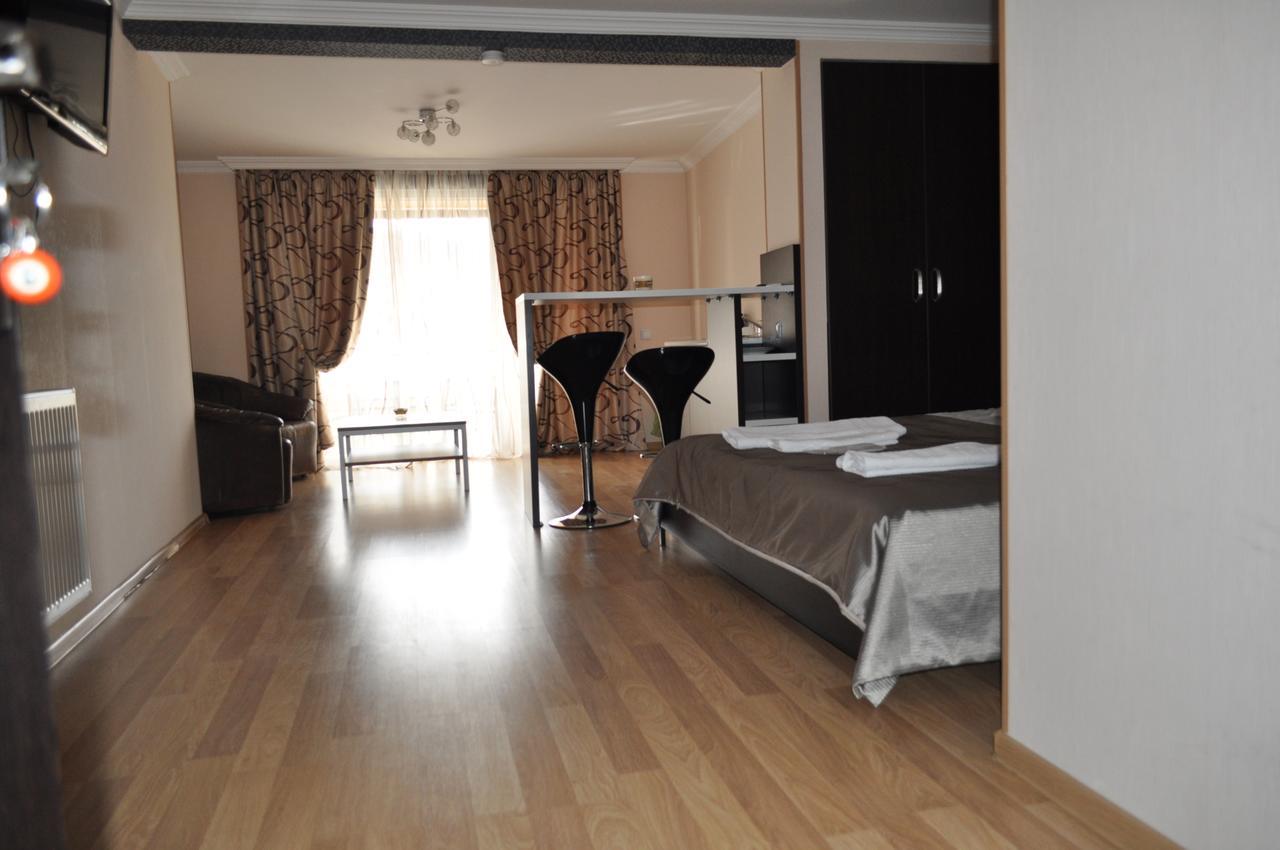 Hotel Your Comfort Tbilisi Exteriör bild